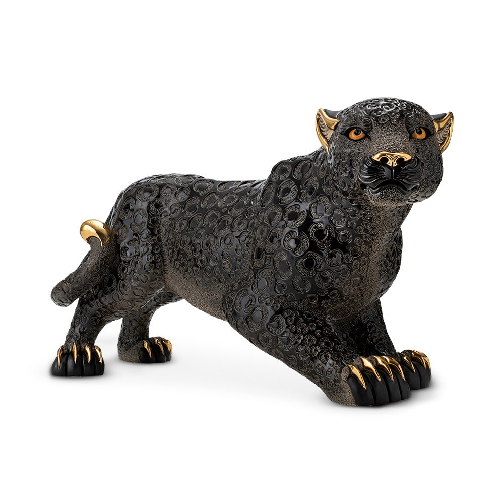Limited Edition Black Panther Figurine. Ceramic Panther Sculpture with Base. Sleek Gloss Satin Black Panther Statue. Panther Animal Totem Ceramic Art. Handcrafted Black Feline Sculpture. Ceramic Panther Home Decor Figurine. High-End Ceramic Big Cat Sculpture. Black Panther Totem for Strength & Power. Collector’s Panther Art Statue. Regal Panther Sculpture with Lacquered Stand. Black Panther Ceramic Sculpture – Limited Edition 89 cm with Lacquered Base