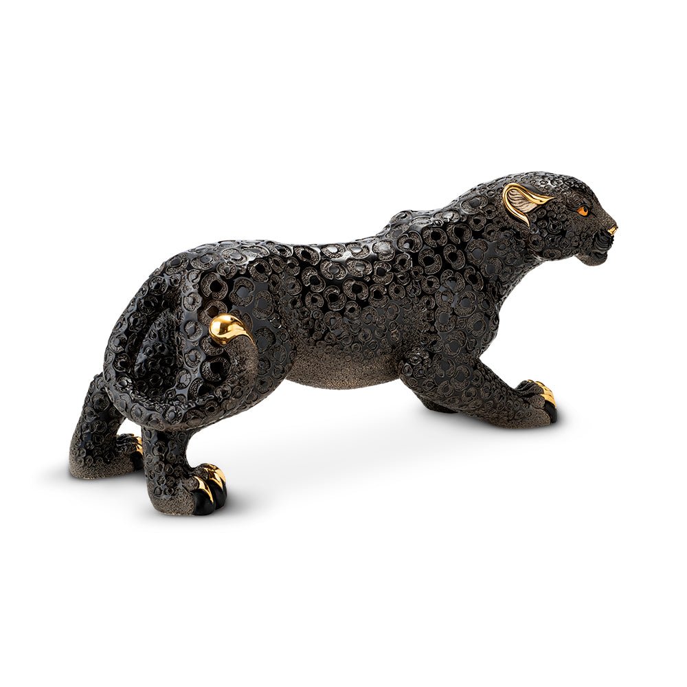Limited Edition Black Panther Figurine. Ceramic Panther Sculpture with Base. Sleek Gloss Satin Black Panther Statue. Panther Animal Totem Ceramic Art. Handcrafted Black Feline Sculpture. Ceramic Panther Home Decor Figurine. High-End Ceramic Big Cat Sculpture. Black Panther Totem for Strength & Power. Collector’s Panther Art Statue. Regal Panther Sculpture with Lacquered Stand. Black Panther Ceramic Sculpture – Limited Edition 89 cm with Lacquered Base