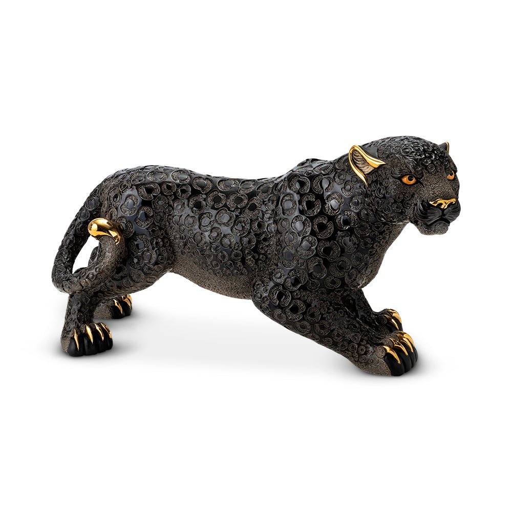 Limited Edition Black Panther Figurine. Ceramic Panther Sculpture with Base. Sleek Gloss Satin Black Panther Statue. Panther Animal Totem Ceramic Art. Handcrafted Black Feline Sculpture. Ceramic Panther Home Decor Figurine. High-End Ceramic Big Cat Sculpture. Black Panther Totem for Strength & Power. Collector’s Panther Art Statue. Regal Panther Sculpture with Lacquered Stand. Black Panther Ceramic Sculpture – Limited Edition 89 cm with Lacquered Base